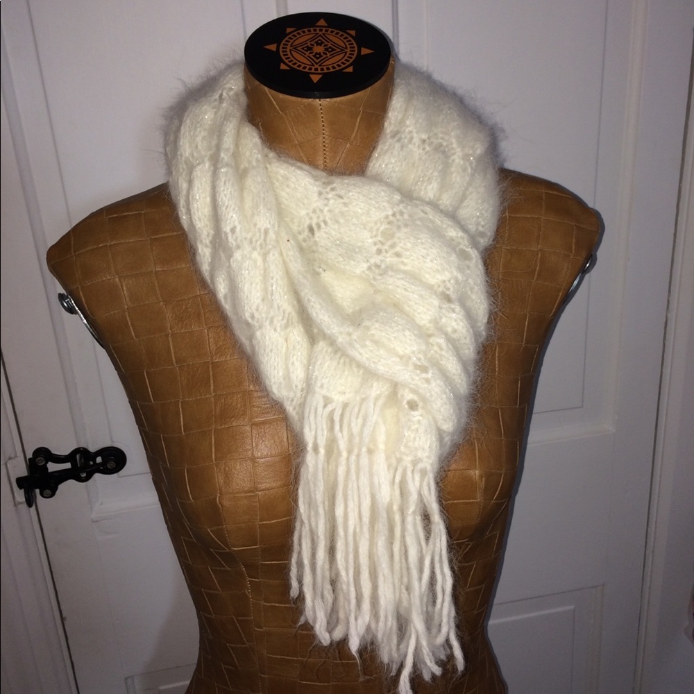 EUC AF warm shimmer scarf
